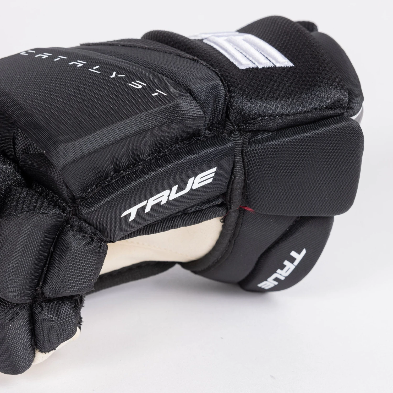 TRUE Catalyst Pro Stock Senior Hockey Glove - Seattle - Image 6