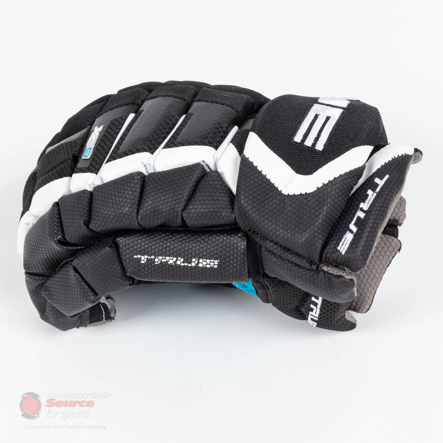 TRUE XC9 Pro Junior Hockey Gloves - Image 4