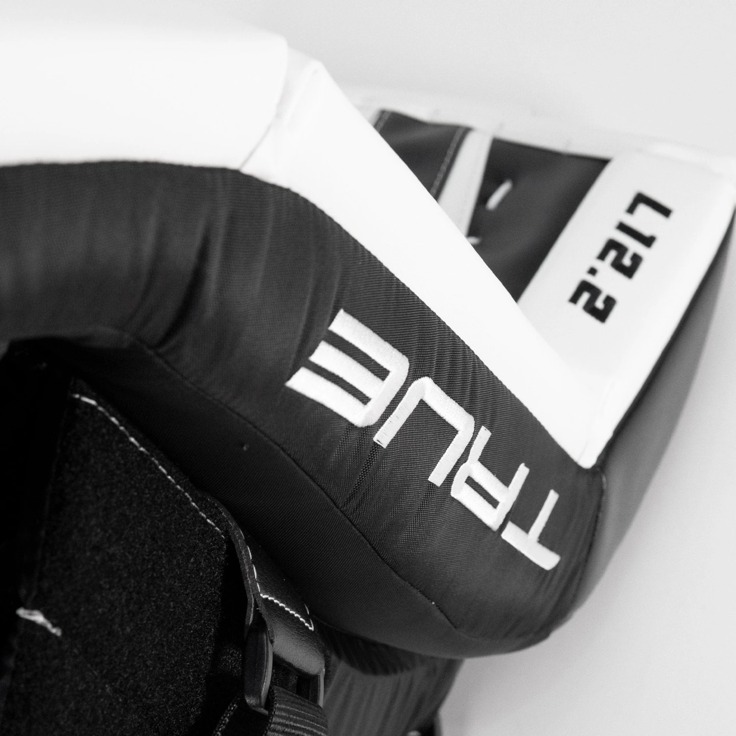 TRUE L12.2 Senior Goalie Leg Pads - Stock - Image 17