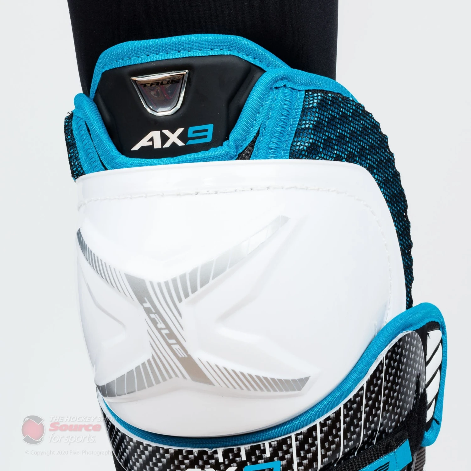 TRUE AX9 Senior Hockey Shin Guards - Image 6