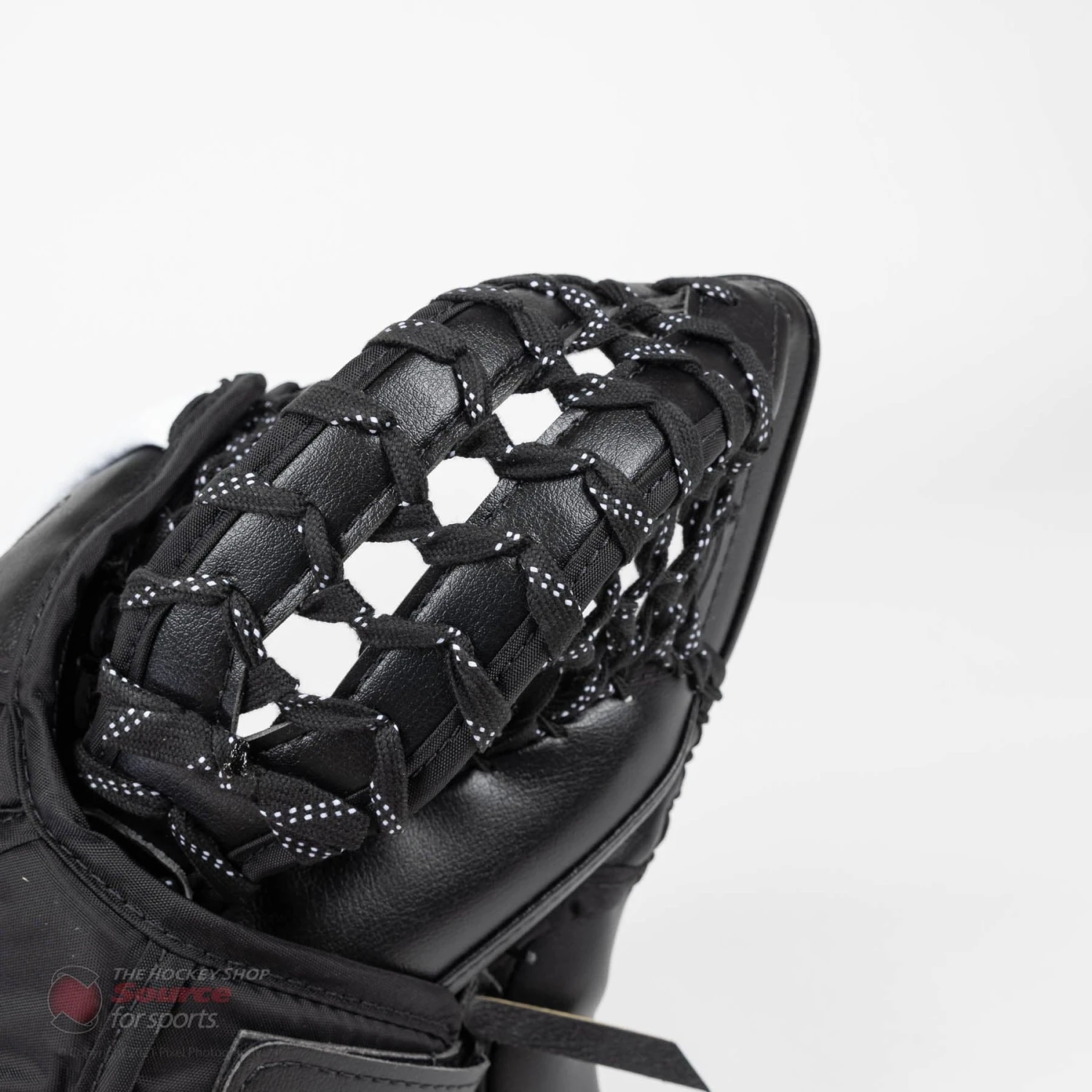 Vaughn Velocity V9 XP Pro Carbon Senior Goalie Catcher - Swirl Graphic - Image 3