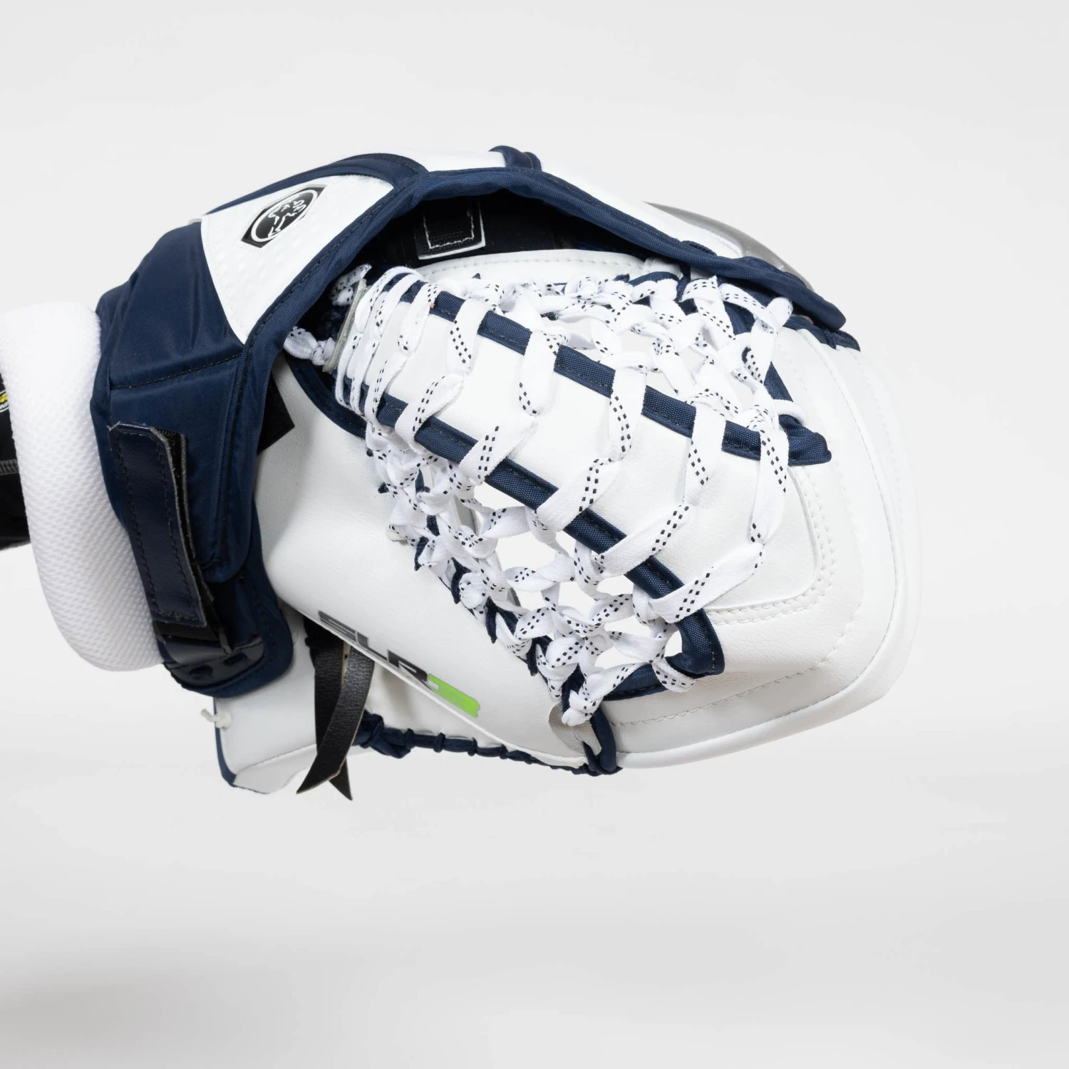 Vaughn Ventus SLR3 Pro Carbon Senior Goalie Catcher - Image 3