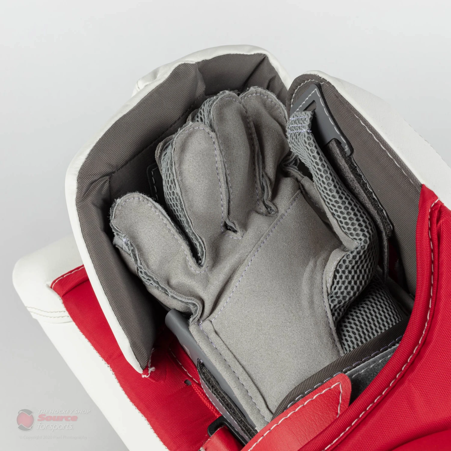 Warrior Ritual G5 Intermediate Goalie Blocker - Image 5