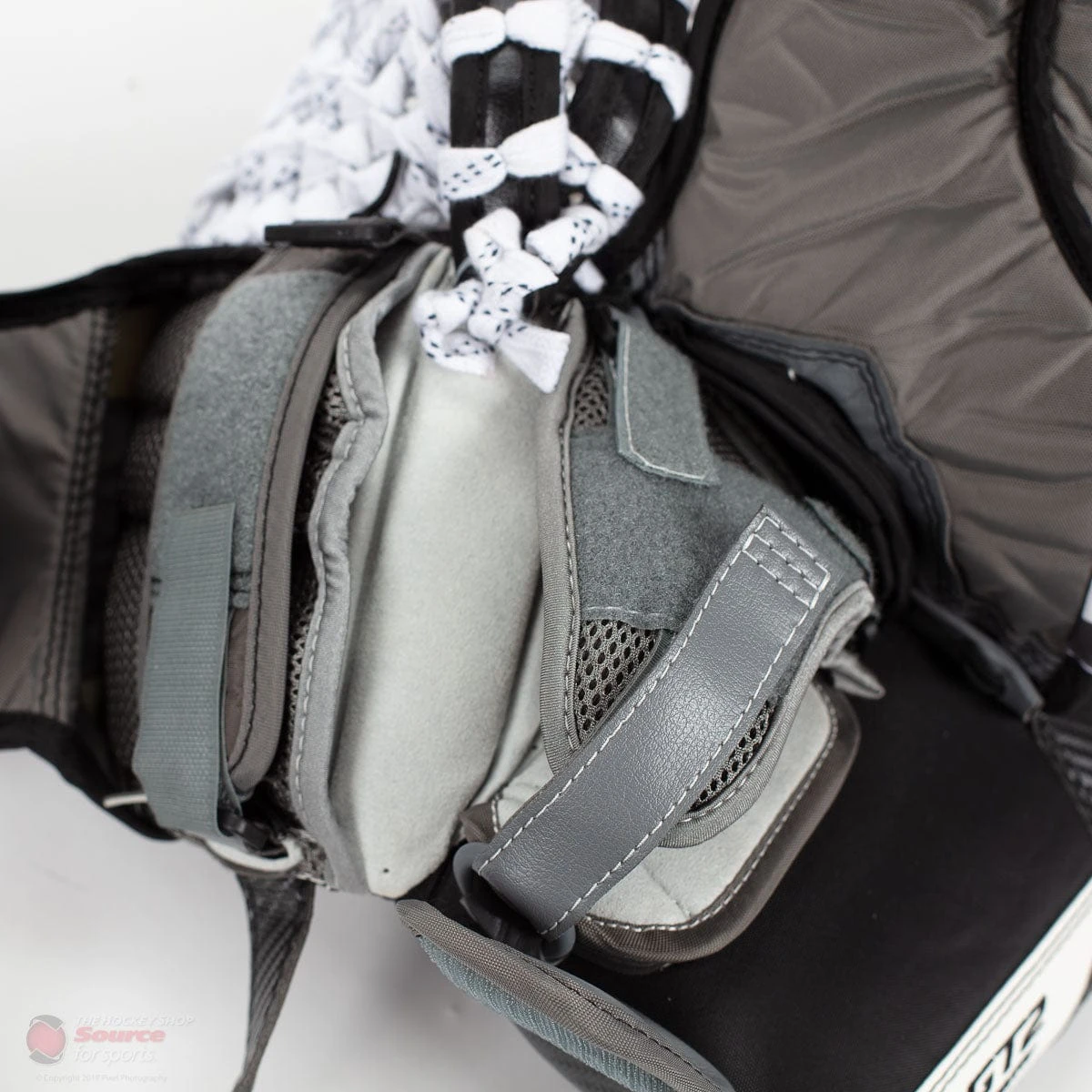 Warrior Ritual GT2 Senior Goalie Catcher - Source Exclusive - Image 8