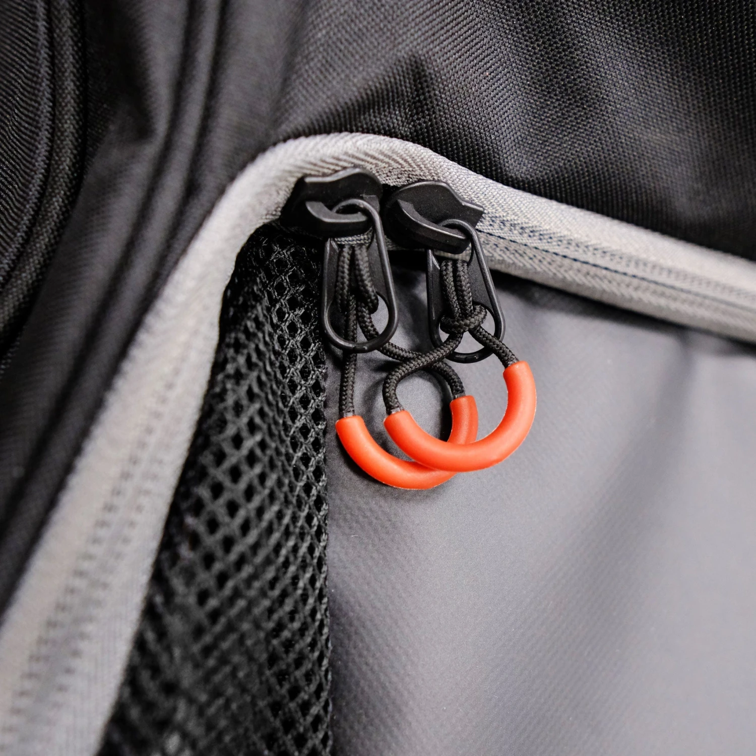 Warrior Pro Backpack Wheel Hockey Bag - Image 4