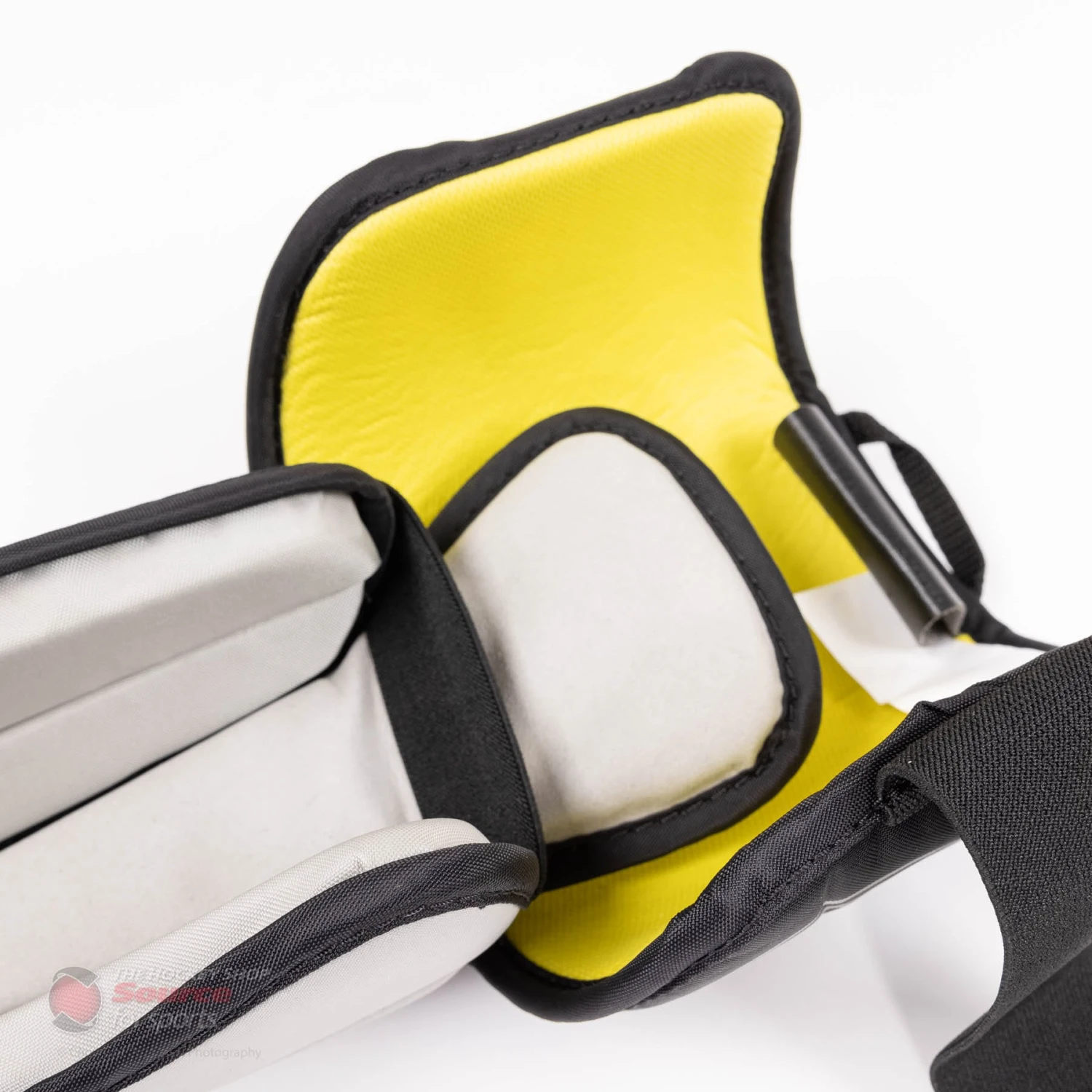 Warrior Ritual X3 E Senior Goalie Knee Pads - Image 7