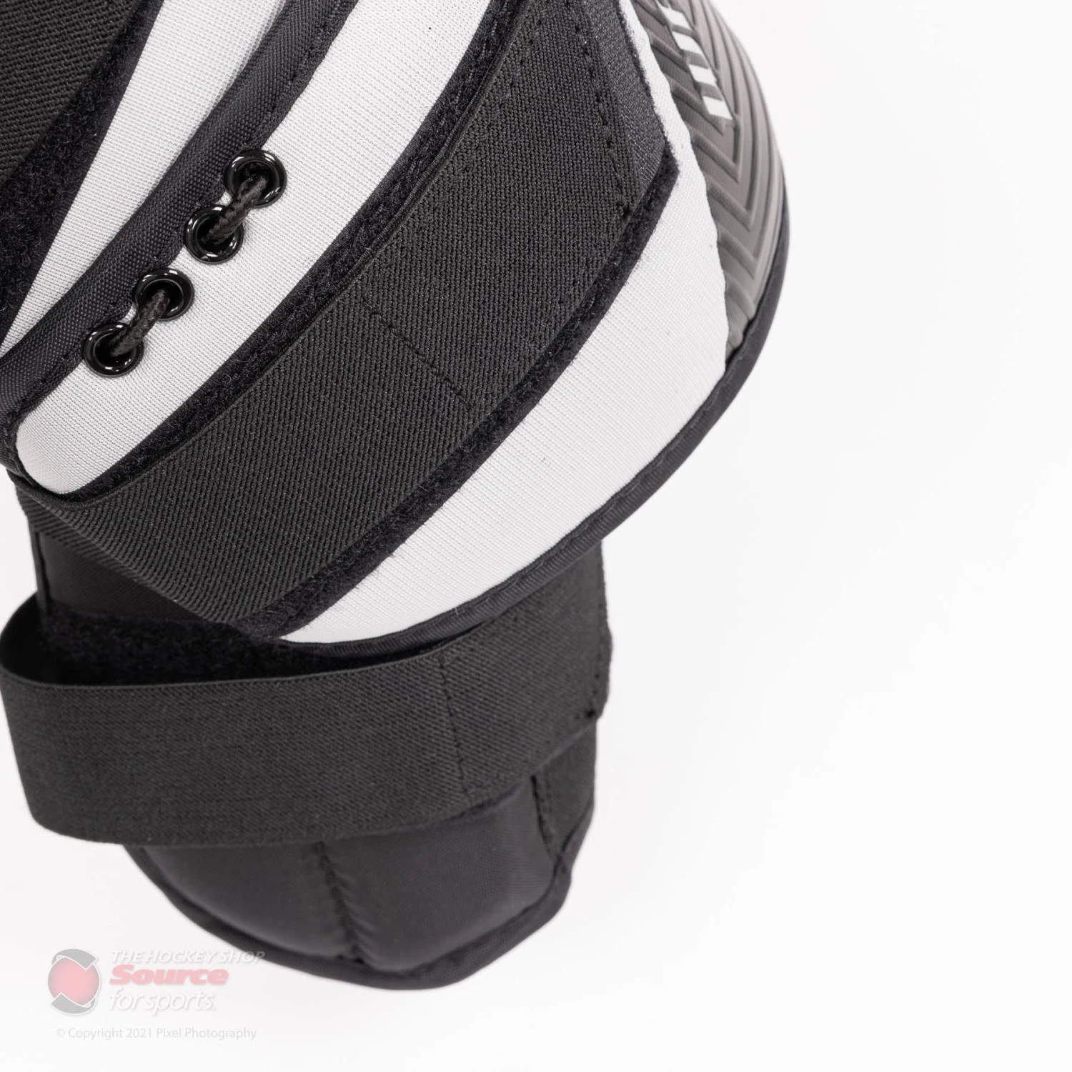 Warrior Ritual X3 Pro+ Senior Goalie Knee Pads - Image 3