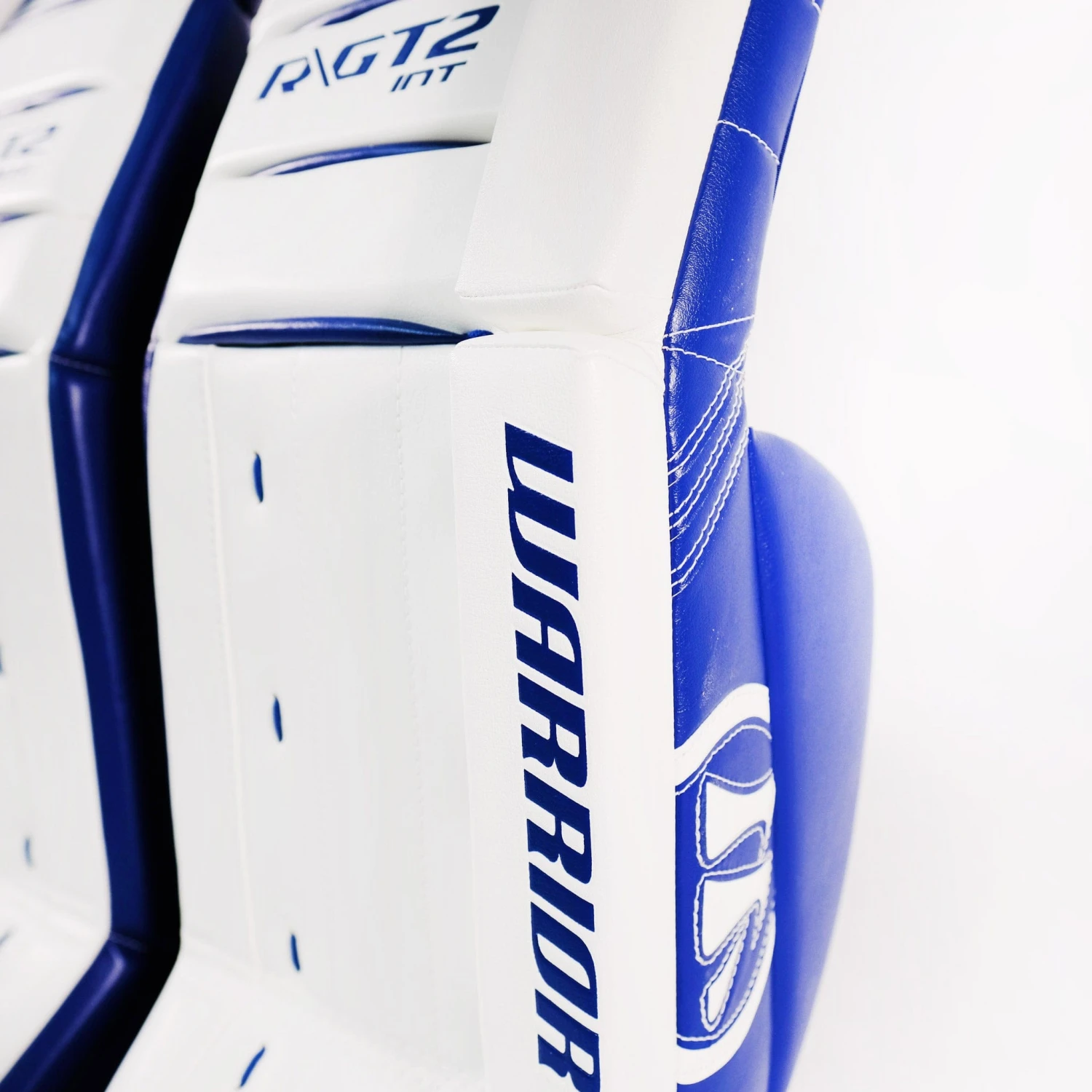 Warrior Ritual GT2 Classic Intermediate Goalie Leg Pads - Image 3